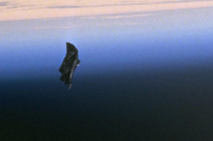 The “Black Knight” Satellite – The Forgotten Truth Behind Earth’s Mysterious Visitor