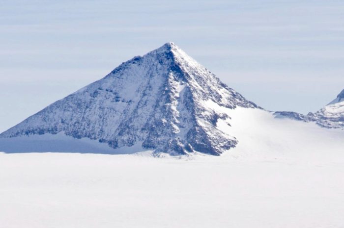 The Pyramids of Antarctica – The Forbidden Truth Hidden Beneath the Ice
